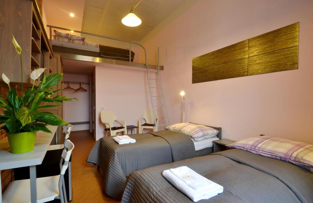 Bed&Breakfast Mikunda Chrzanow Bagian luar foto